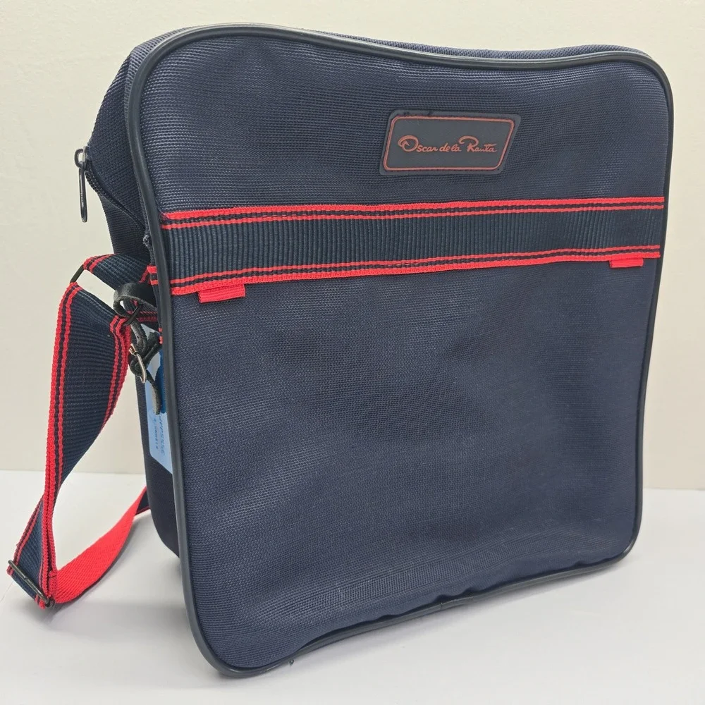 Oscar de la Renta British Airways Executive Club Navy Red Canvas Messenger Bag